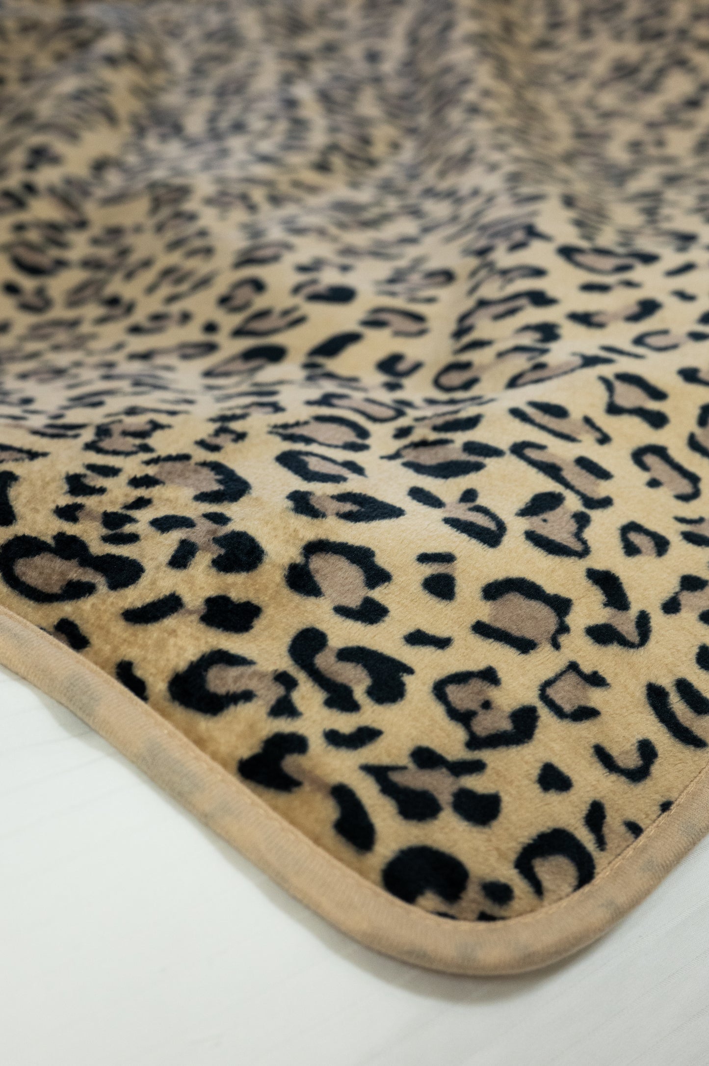 Vattentät Goddess Blanket™ - Vild Leopard